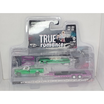 Greenlight 1:64 True Romance – Cadillac Eldorado Convertible 1974 with C30 1972 & Heavy Duty Car Hauler GREEN MACHINE